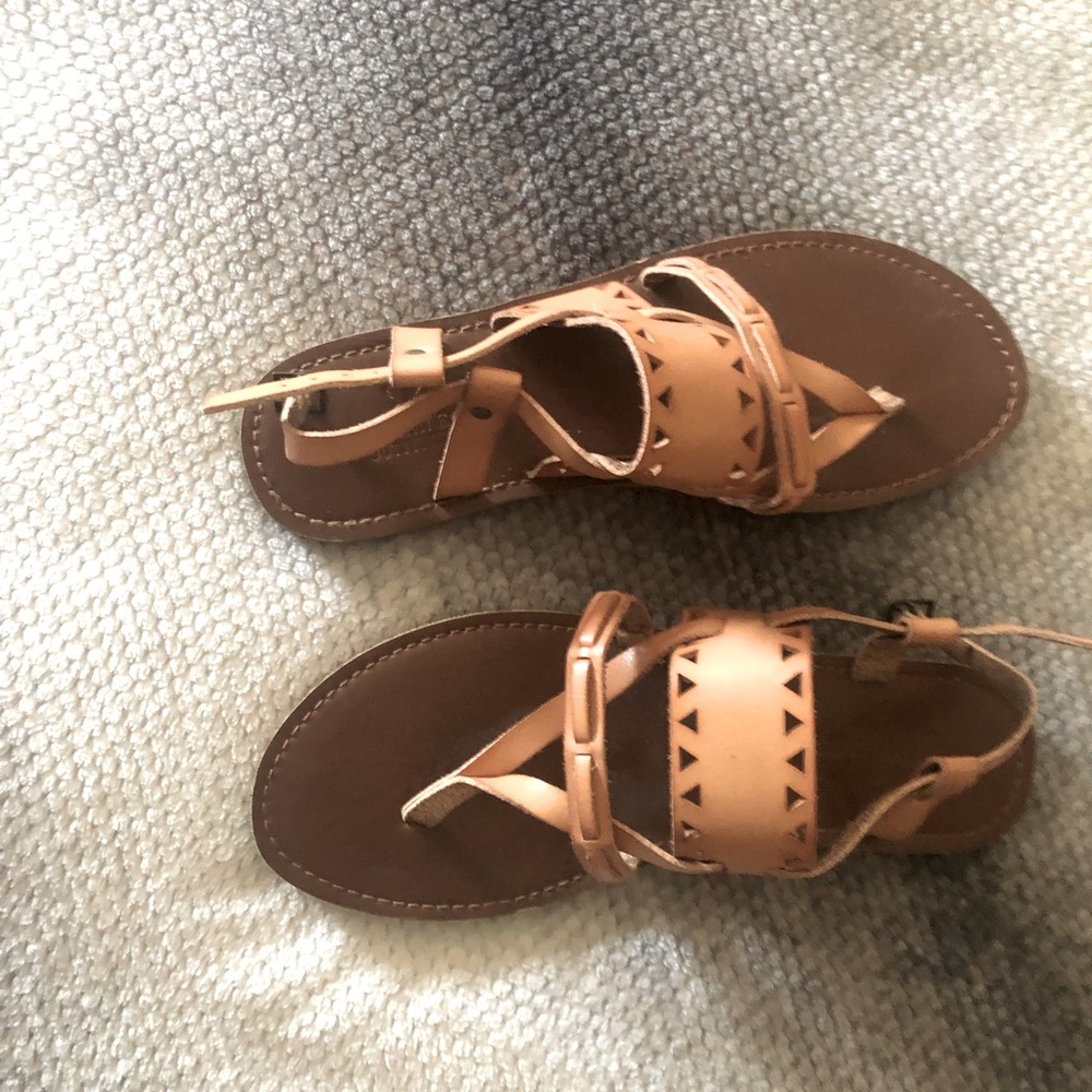 American Eagle Sandals